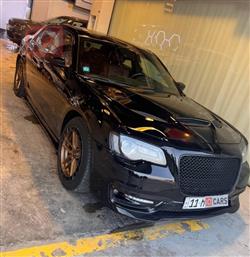 کرایسلەر 300